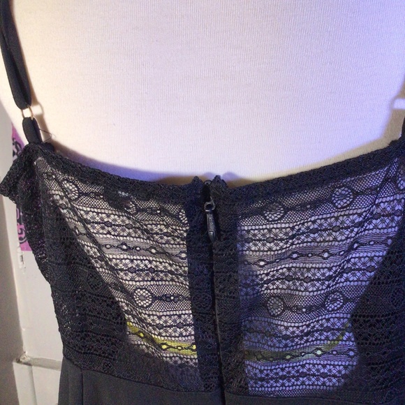 Fashion Nova Black Lace dress Formal - Picture 5 of 9